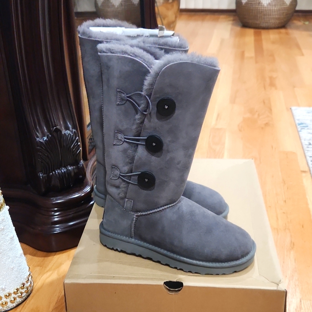 UGGS BAILEY